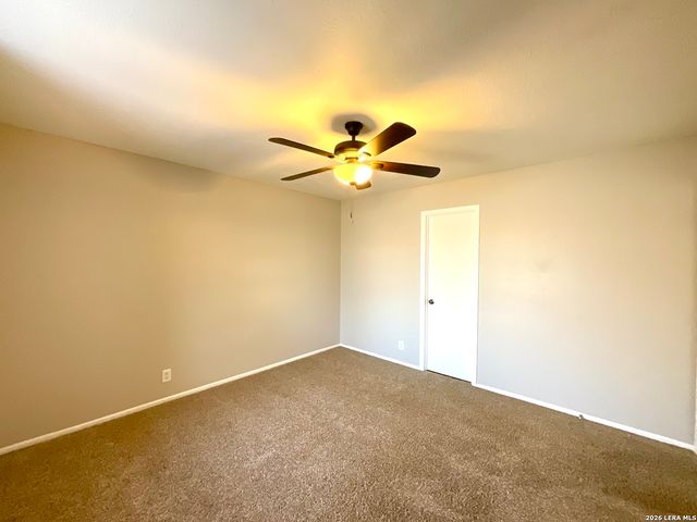 6905 Forest Meadow Street, San Antonio, TX 78240