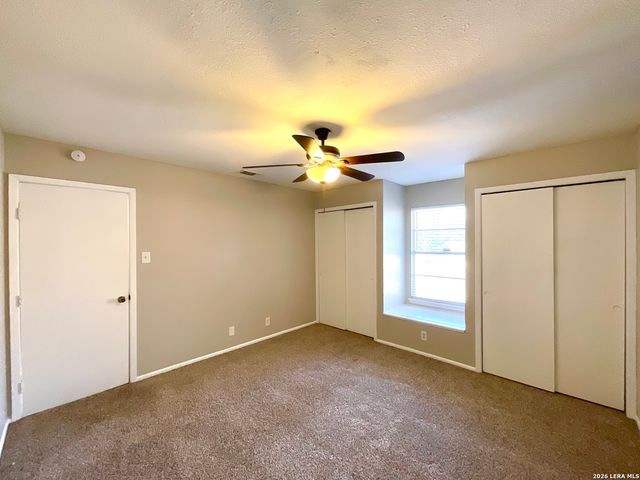 6905 Forest Meadow Street, San Antonio, TX 78240