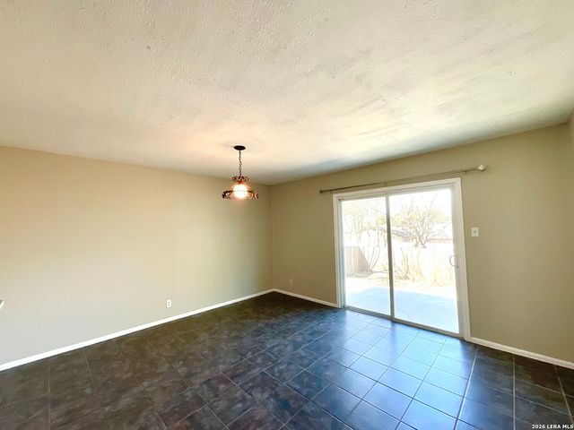 6905 Forest Meadow Street, San Antonio, TX 78240