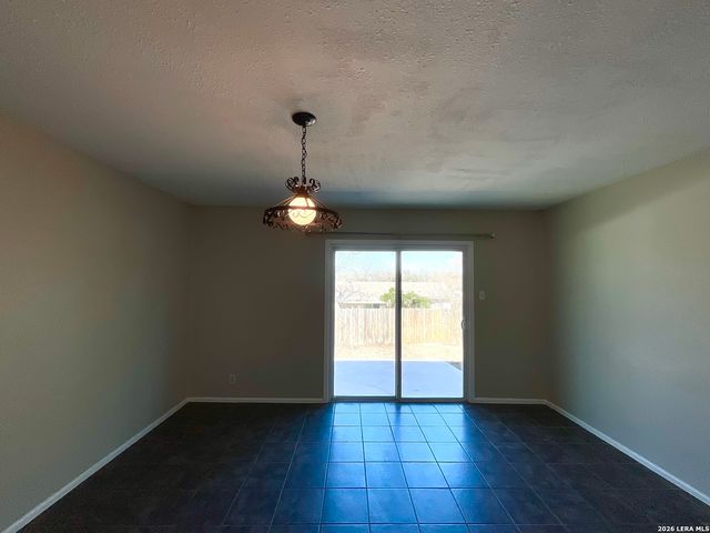 6905 Forest Meadow Street, San Antonio, TX 78240