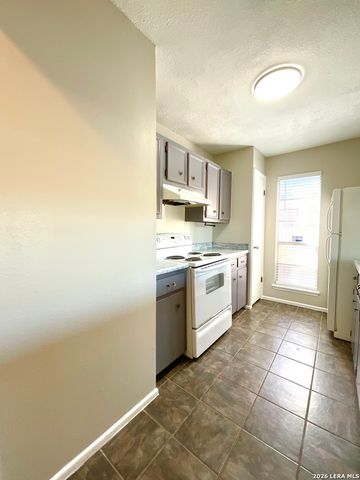 6905 Forest Meadow Street, San Antonio, TX 78240