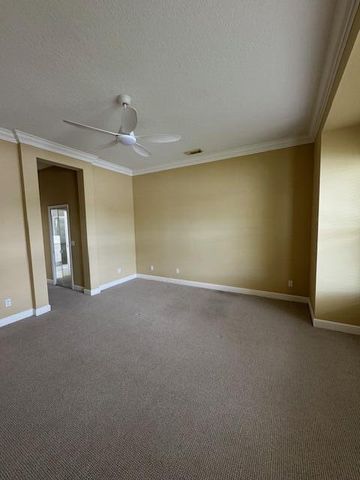 432 NE Leaping Frog Way, Port St Lucie, FL 34983