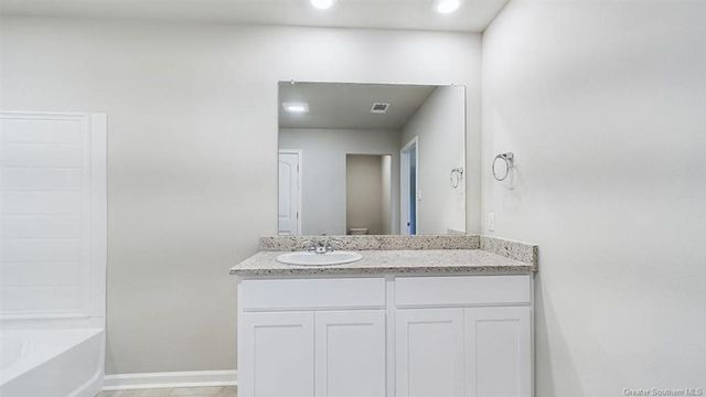 3137 Sapphire Drive, Lake Charles, LA 70607