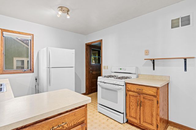 3647 28th Avenue S, Minneapolis, MN 55406