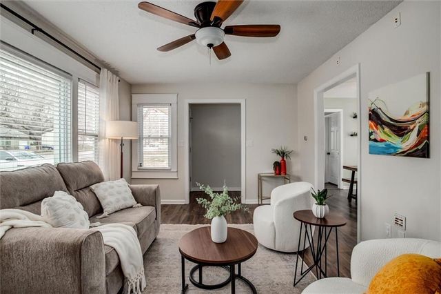 8119 Antioch Road, Overland Park, KS 66204