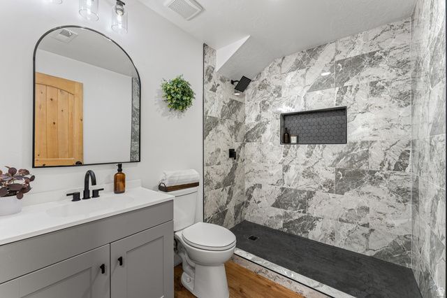 2426 W HARDROCK DR, Taylorsville, UT 84129