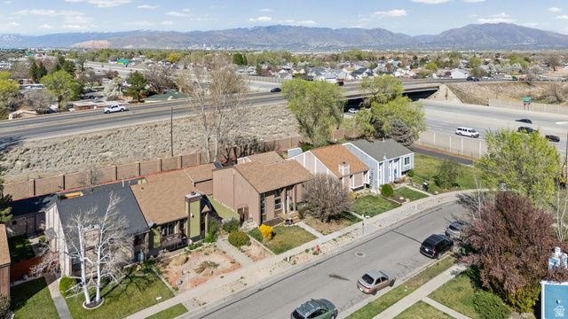 2426 W HARDROCK DR, Taylorsville, UT 84129