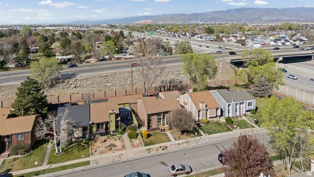 2426 W HARDROCK DR, Taylorsville, UT 84129