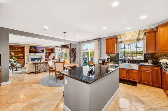 7708 Caminito Liliana, San Diego, CA 92129