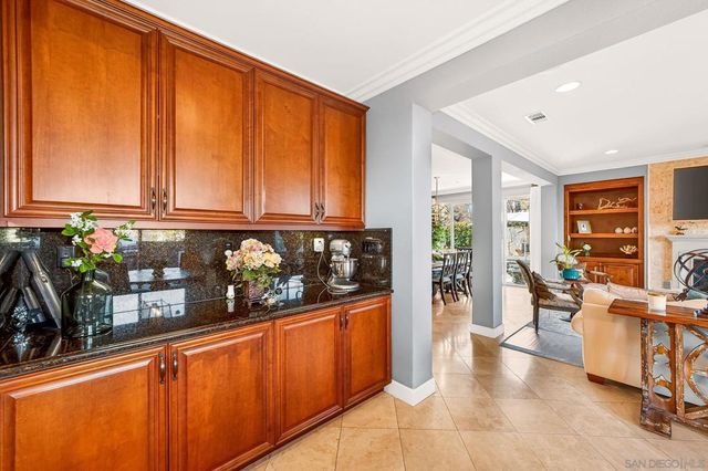 7708 Caminito Liliana, San Diego, CA 92129