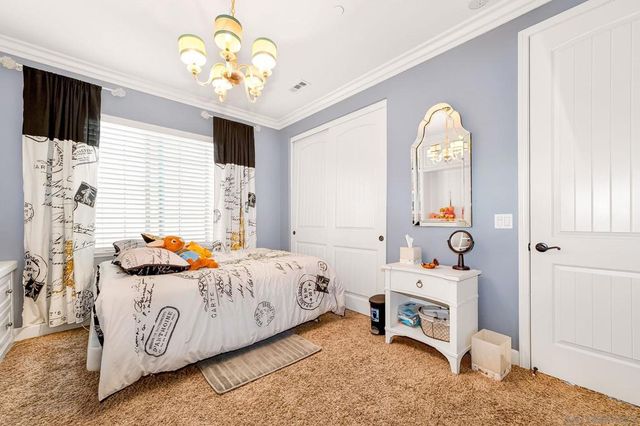 7708 Caminito Liliana, San Diego, CA 92129