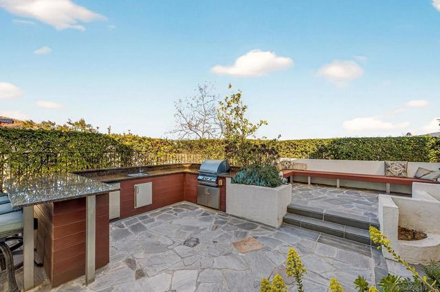 7708 Caminito Liliana, San Diego, CA 92129