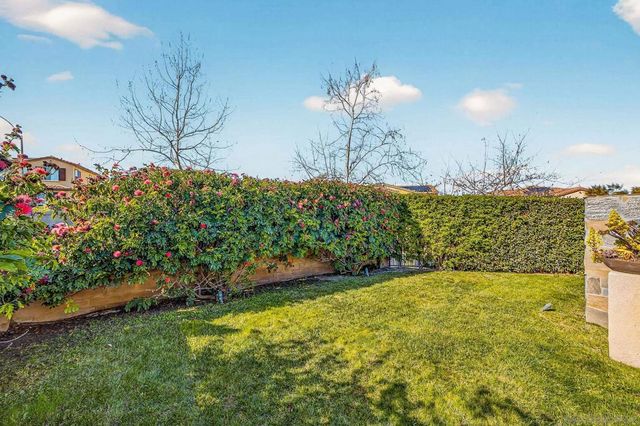 7708 Caminito Liliana, San Diego, CA 92129