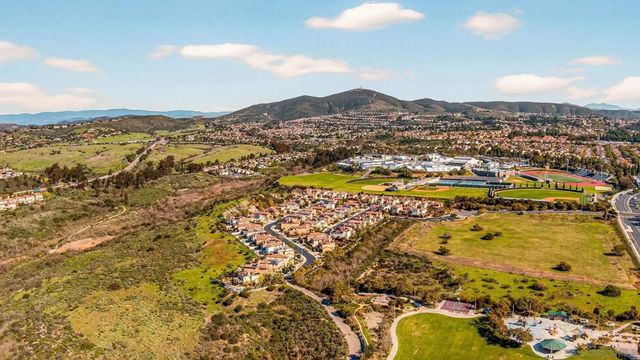 7708 Caminito Liliana, San Diego, CA 92129