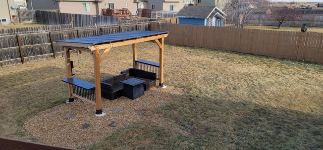 658 FLIGHT LINE CT, Box Elder, SD 57719