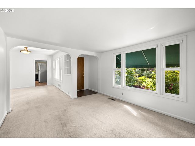 5307 Se LINCOLN St, Portland, OR 97215