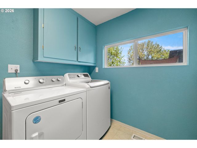 5307 Se LINCOLN St, Portland, OR 97215