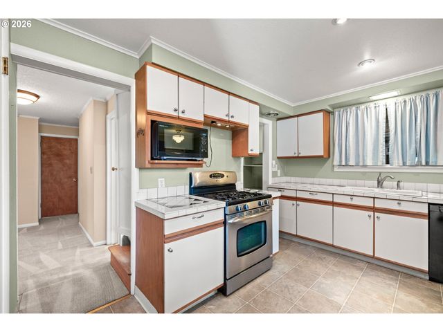 5307 Se LINCOLN St, Portland, OR 97215