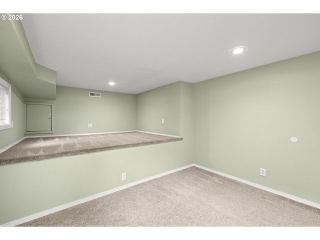 5307 Se LINCOLN St, Portland, OR 97215