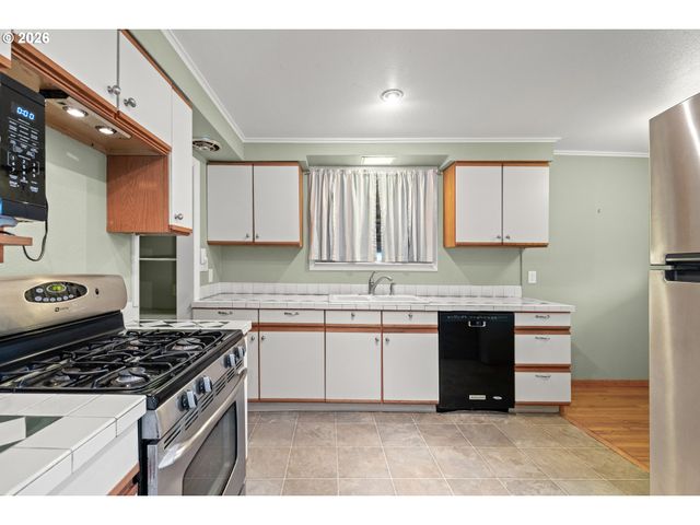 5307 Se LINCOLN St, Portland, OR 97215