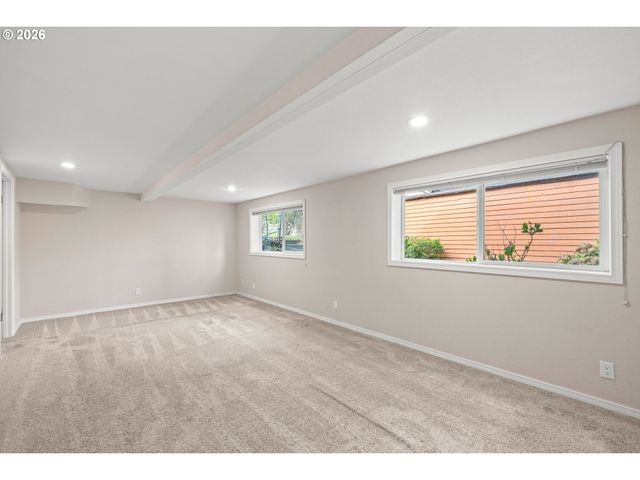 5307 Se LINCOLN St, Portland, OR 97215