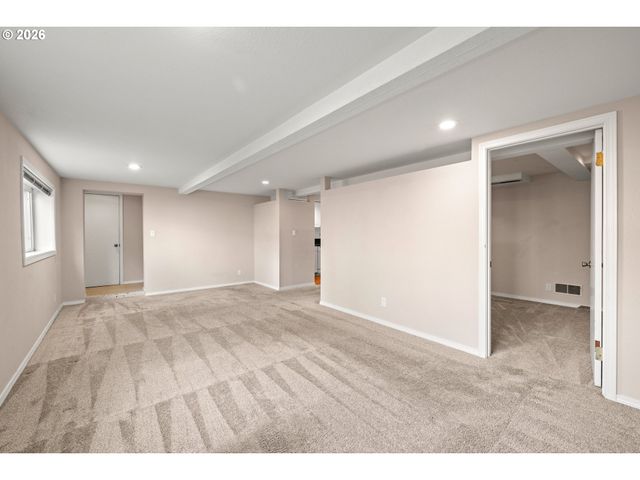 5307 Se LINCOLN St, Portland, OR 97215