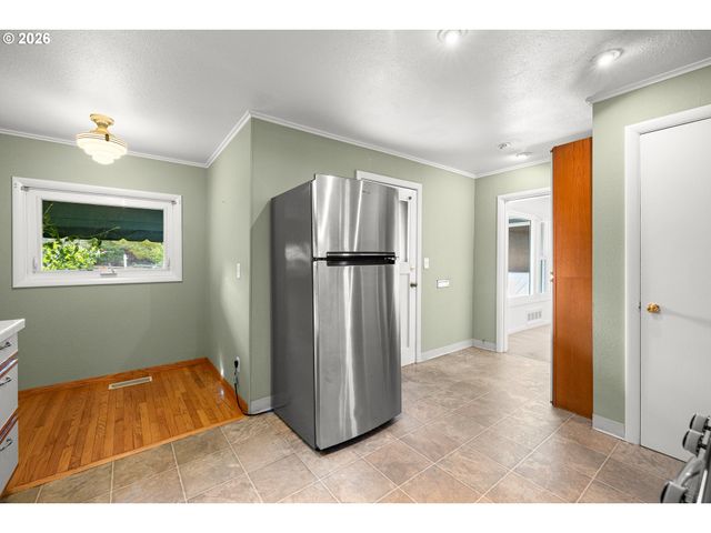 5307 Se LINCOLN St, Portland, OR 97215