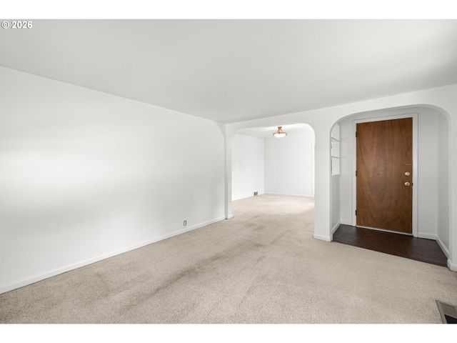 5307 Se LINCOLN St, Portland, OR 97215