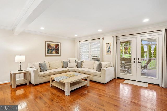 16100 HOWARD LANDING DR, Gaithersburg, MD 20878