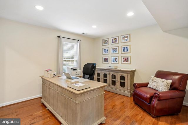 16100 HOWARD LANDING DR, Gaithersburg, MD 20878