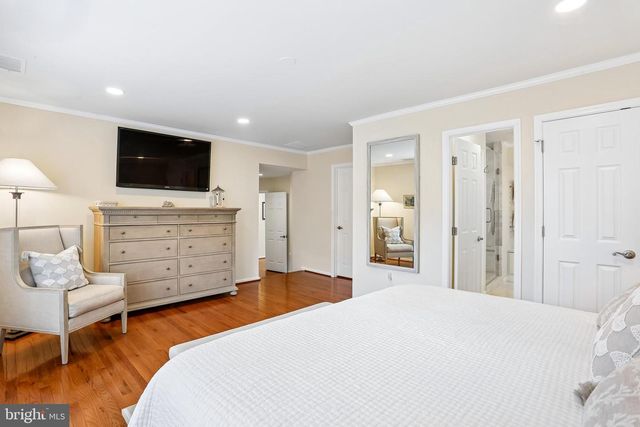 16100 HOWARD LANDING DR, Gaithersburg, MD 20878