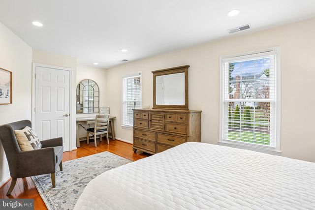 16100 HOWARD LANDING DR, Gaithersburg, MD 20878