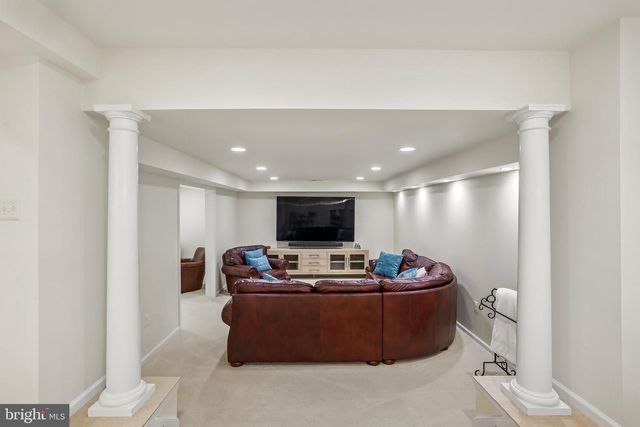 16100 HOWARD LANDING DR, Gaithersburg, MD 20878