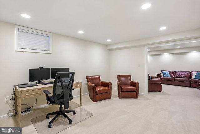 16100 HOWARD LANDING DR, Gaithersburg, MD 20878