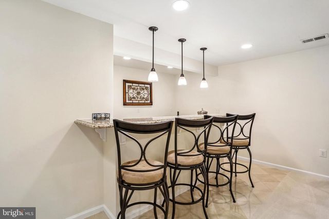 16100 HOWARD LANDING DR, Gaithersburg, MD 20878