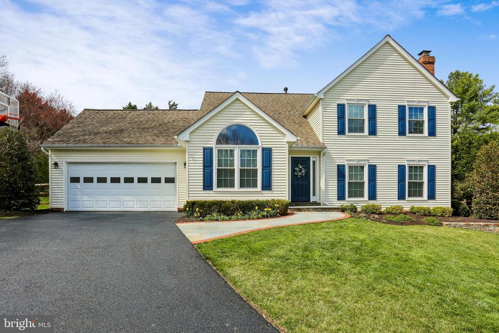 16100 HOWARD LANDING DR, Gaithersburg, MD 20878