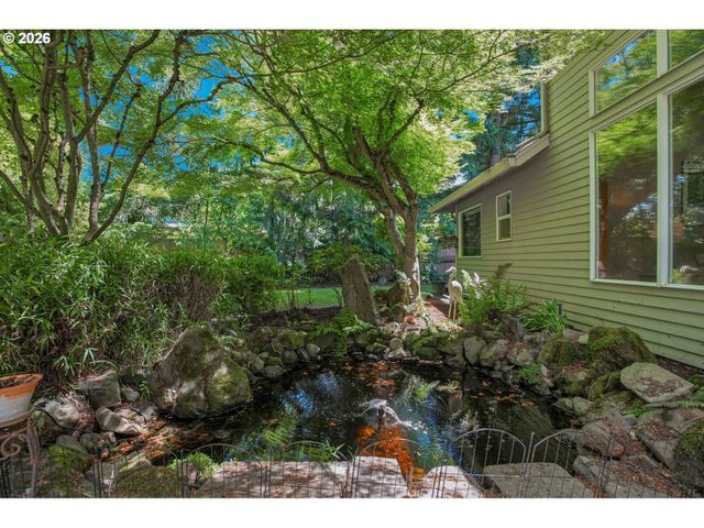 2718 Ne 42ND Cir, Vancouver, WA 98663