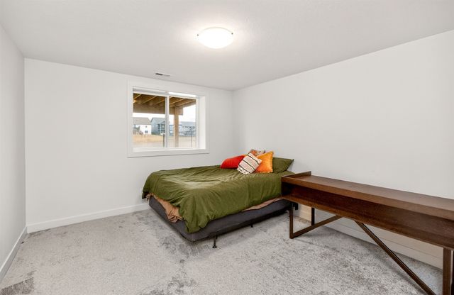 930 Wolf Creek Drive, Polk City, IA 50226