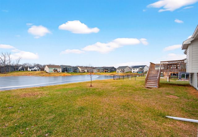 930 Wolf Creek Drive, Polk City, IA 50226