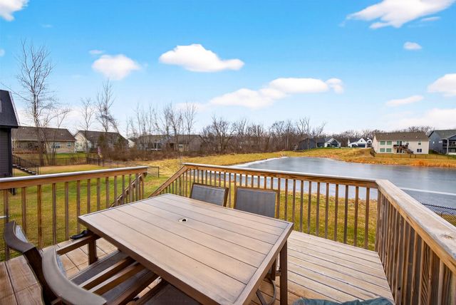 930 Wolf Creek Drive, Polk City, IA 50226