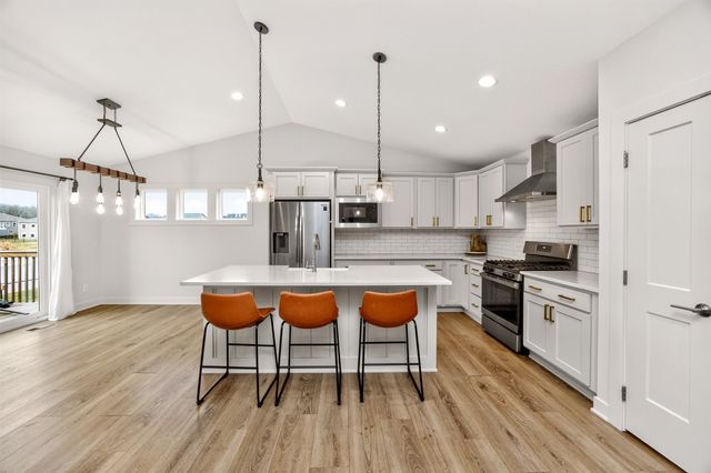 930 Wolf Creek Drive, Polk City, IA 50226
