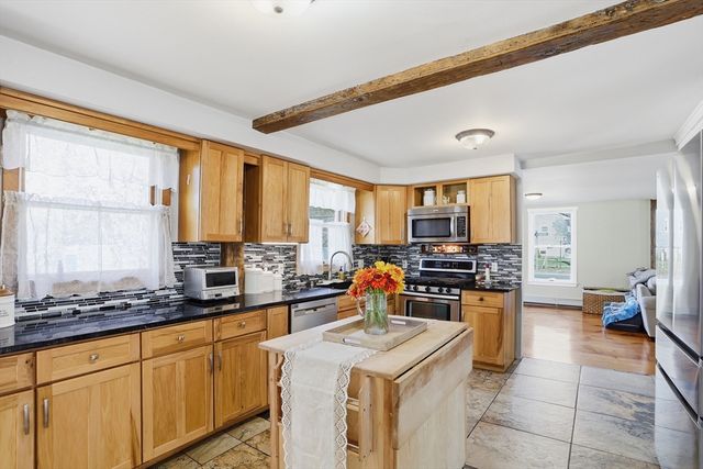 397 Concord Rd, Billerica, MA 01821
