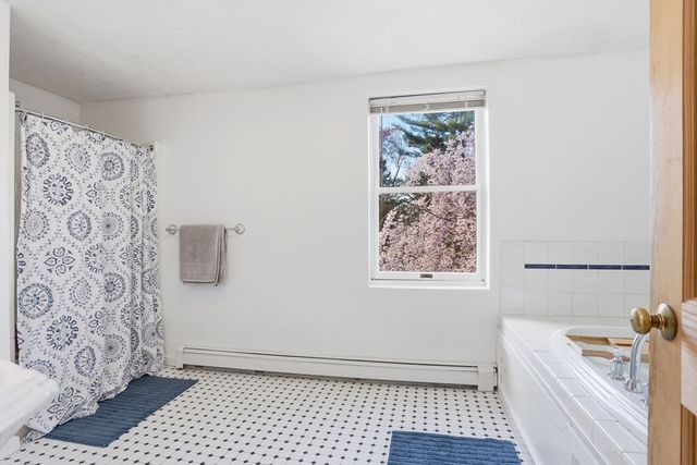 397 Concord Rd, Billerica, MA 01821