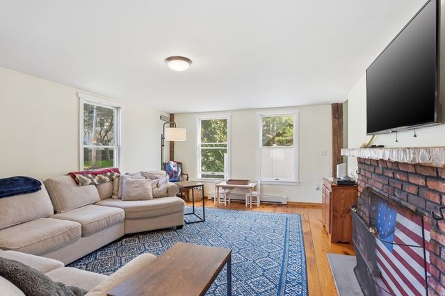 397 Concord Rd, Billerica, MA 01821