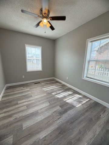 302 Poplar St, N, Cowan, TN 37318