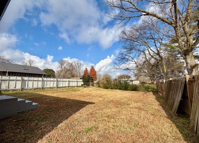 302 Poplar St, N, Cowan, TN 37318