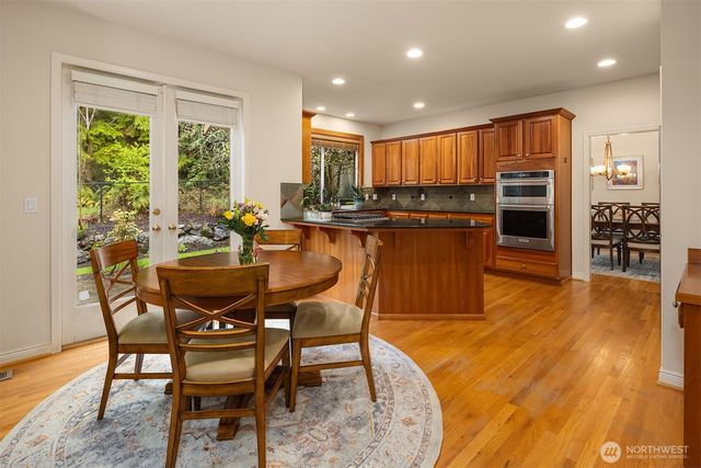 2433 201st Street SE, Bothell, WA 98012