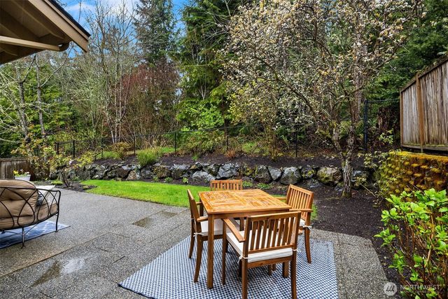 2433 201st Street SE, Bothell, WA 98012