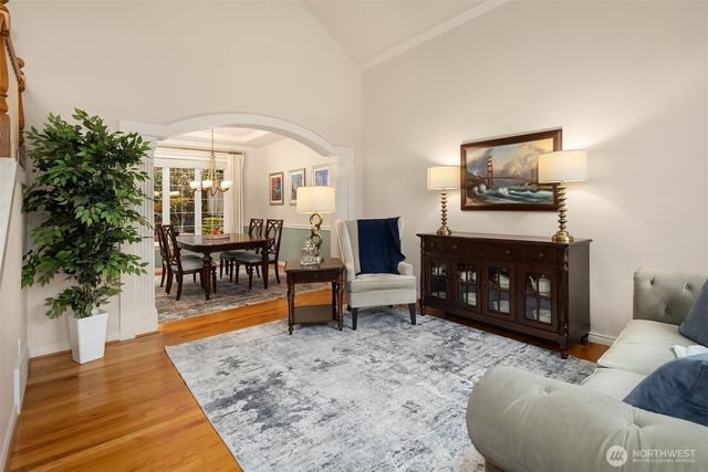 2433 201st Street SE, Bothell, WA 98012