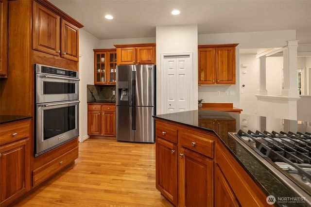 2433 201st Street SE, Bothell, WA 98012